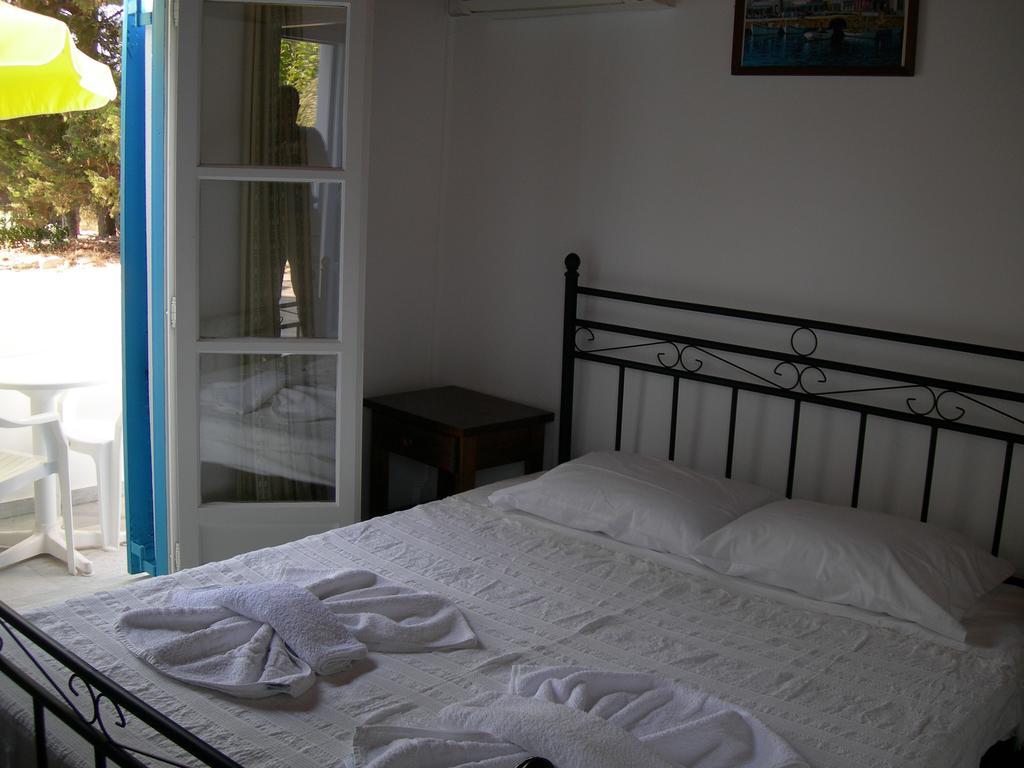Bizas Rooms Páros Zewnętrze zdjęcie