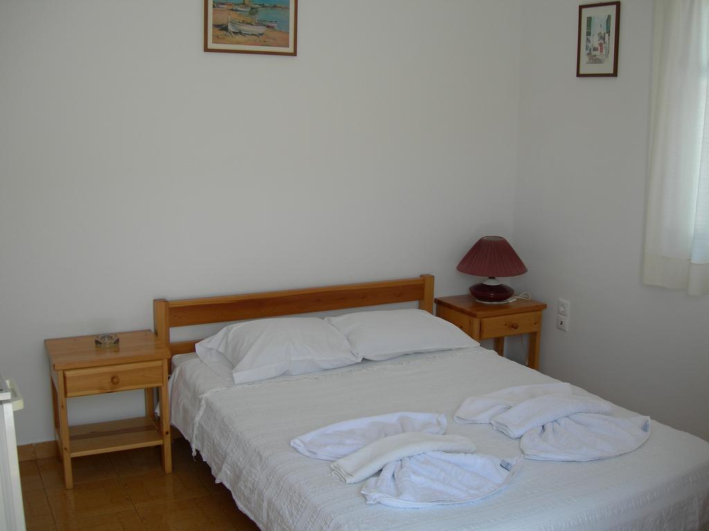 Bizas Rooms Páros Zewnętrze zdjęcie