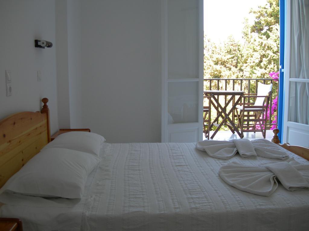 Bizas Rooms Páros Zewnętrze zdjęcie